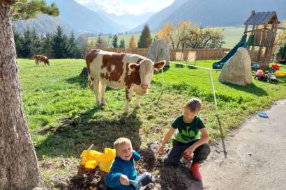 Isidor_und_Andreas_bei_der_Arbeit.jpg